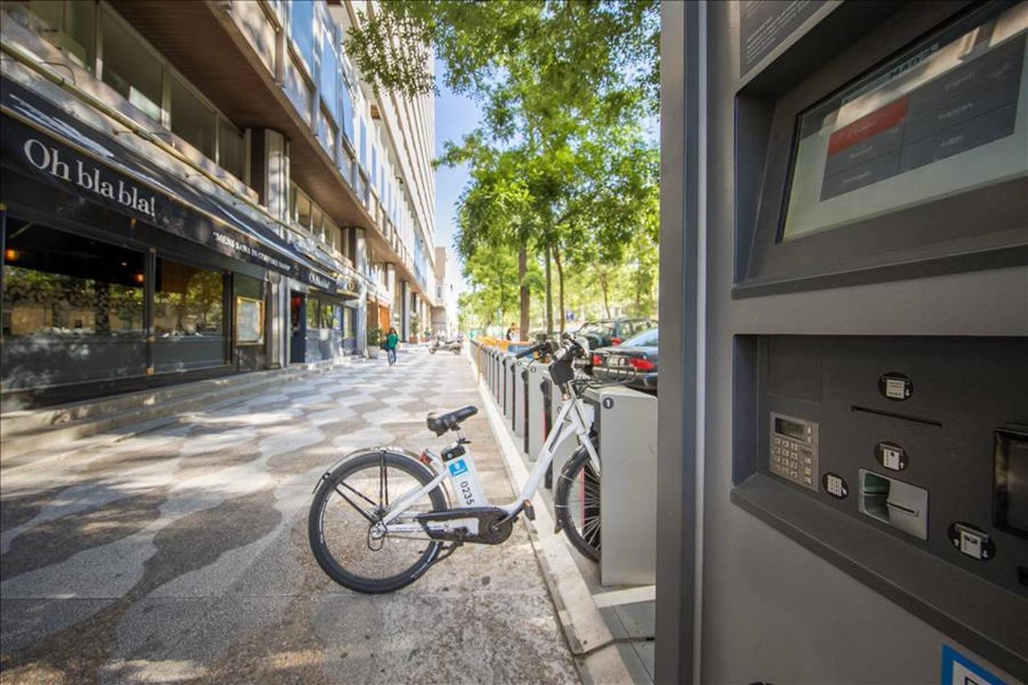 Colon Suites Madrid Exterior photo