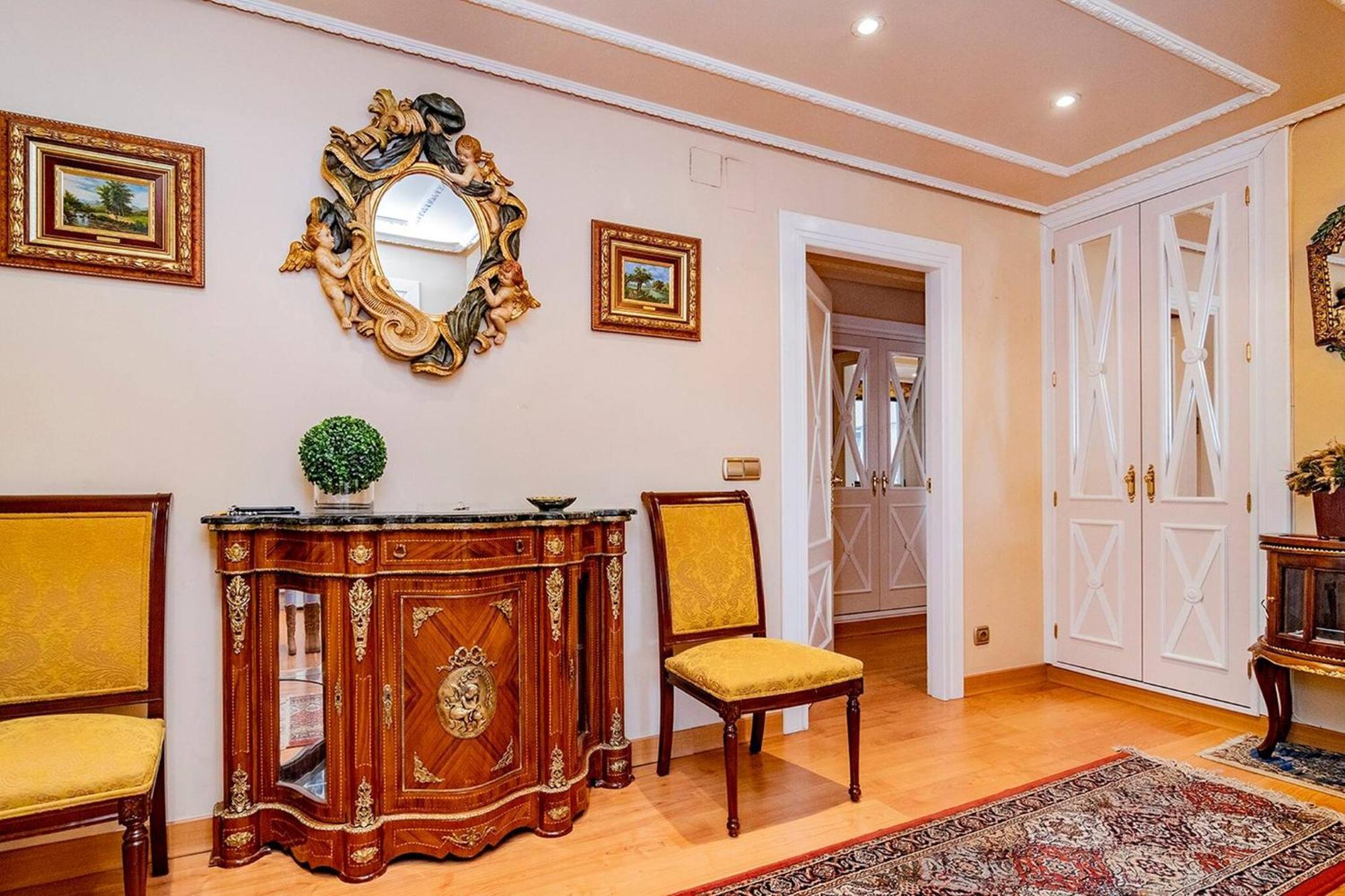 Colon Suites Madrid Exterior photo
