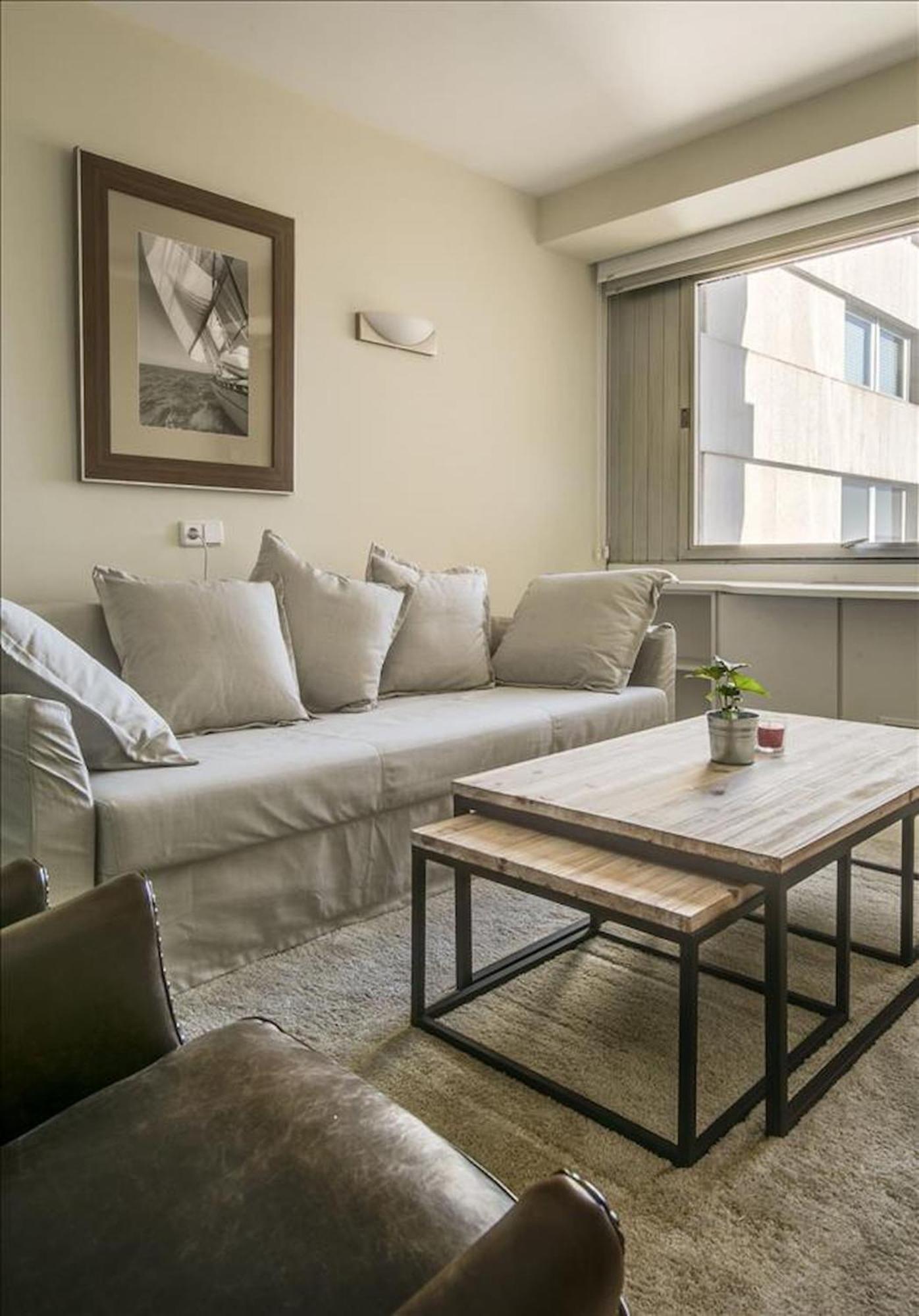 Colon Suites Madrid Exterior photo
